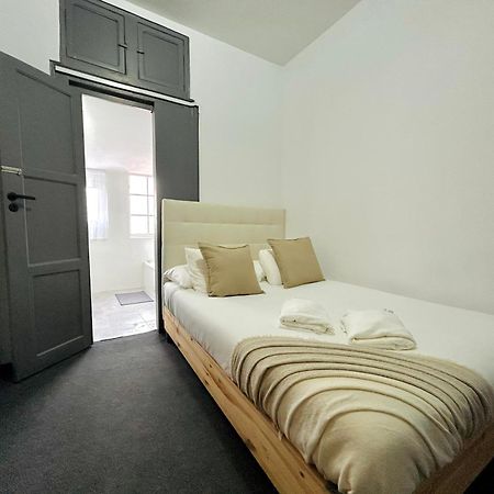 Low Cost Arroios Rooms Lissabon Buitenkant foto
